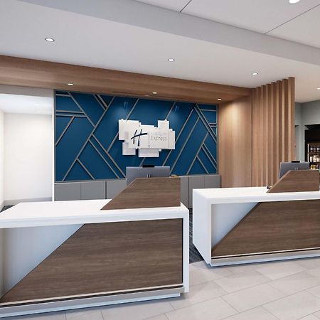 Holiday Inn Express & Suites Fresno Airport By Ihg Eksteriør bilde